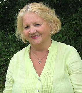 Di Pogson was conned out of £40,000 by a fraudster she met on an online dating site