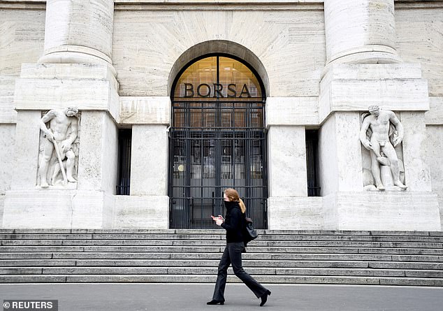In a bid to placate European regulators ahead of its proposed takeover of Refinitiv, the LSE is lining up a sale of the Milan stock exchange Borsa Italiana which it bought in 2007 for £1.5bn