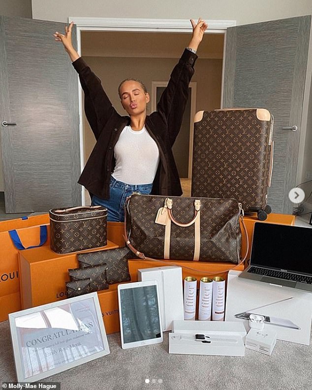 Molly-Mae's giveaway was criticised after she put just 25 entrants into a random generator