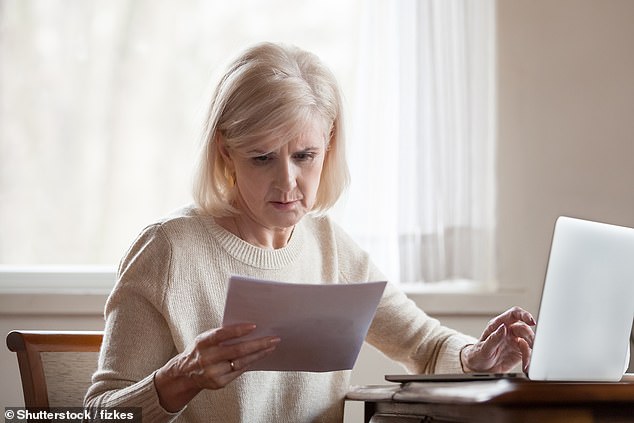 A reader is wondering whether she should go with a direct insurer as it provided her with a far cheaper quote than her insurance broker didc