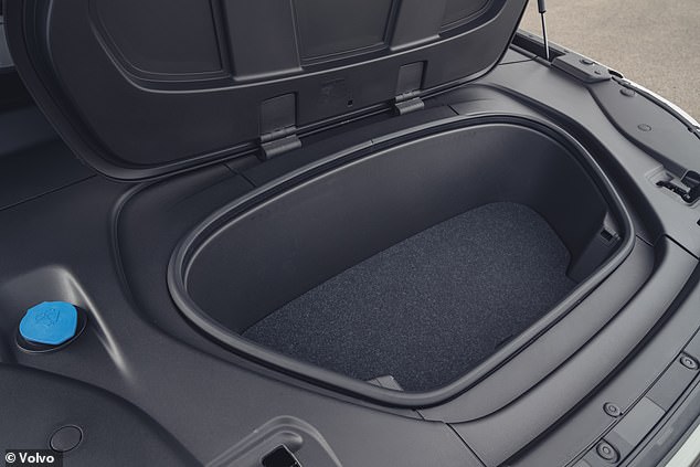 The absence of an internal combustion petrol or diesel engine means extra storage space for the family. An additional 30-litre storage compartment – dubbed a front trunk or ‘frunk’ sits under the front bonnet