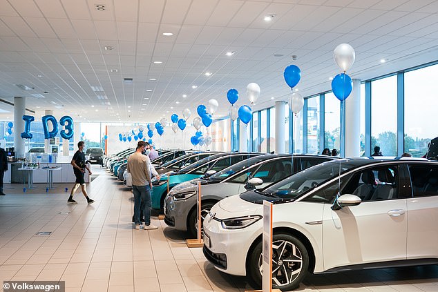 Volkswagen has also promised to launch even cheaper versions in 2021, though with smaller battery capacities and therefore shorter ranges between charges