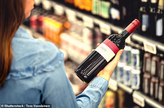 Britons spent an extra £261m on alcohol last month as the 10pm curfew for bars, pubs and restaurants started and the Eat Out to Help Out ended